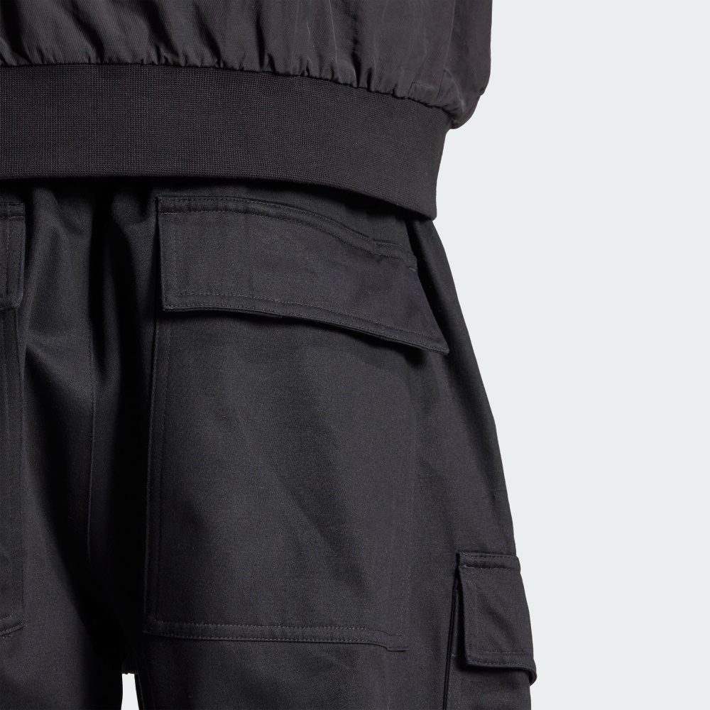 UTILITY 運動短褲