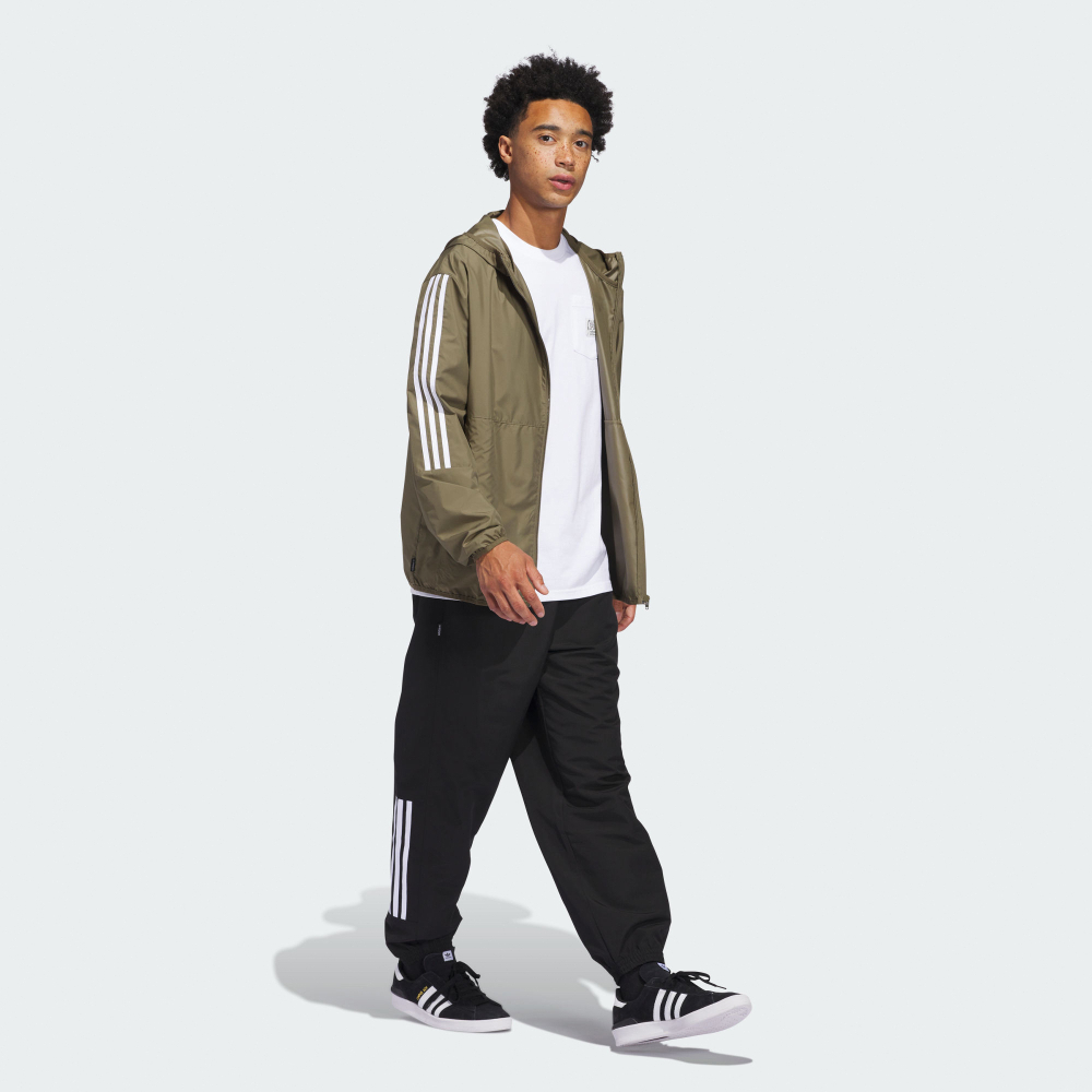 SKATEBOARDING 連帽外套