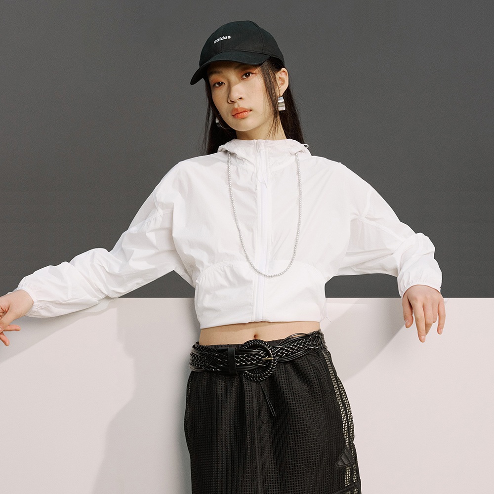 MODERN TECH ULTRALIGHT 運動外套