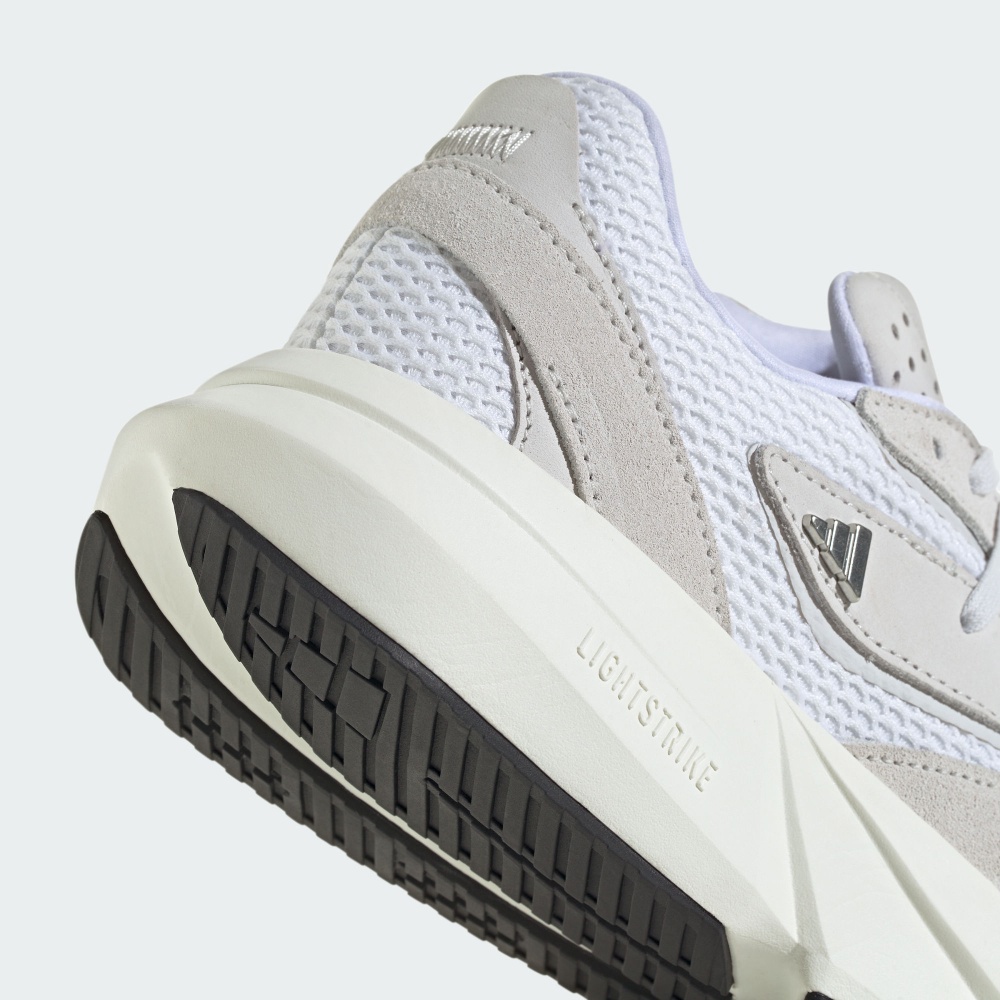 LIGHTBLAZE 運動休閒鞋