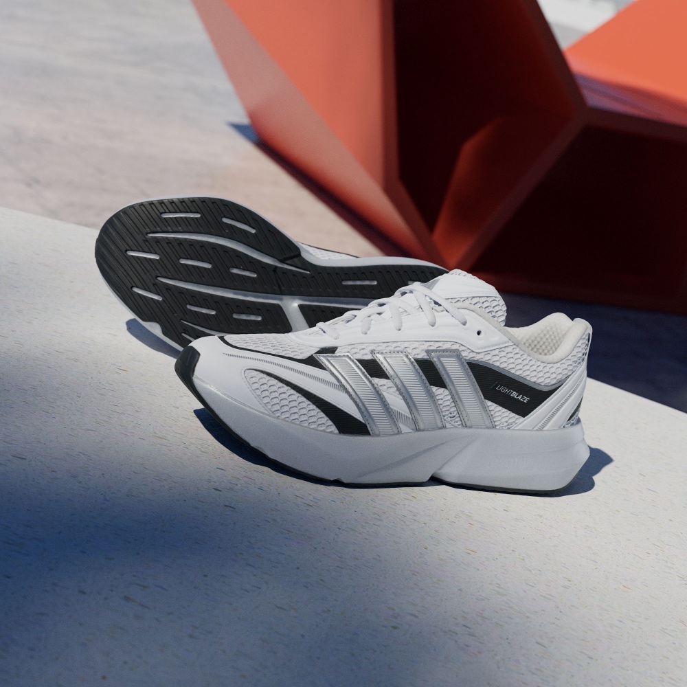 LIGHTBLAZE GLOW 運動休閒鞋