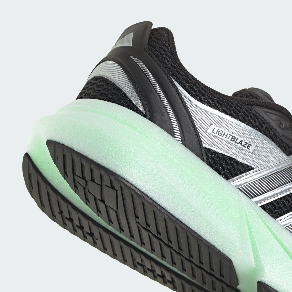 LIGHTBLAZE GLOW 運動休閒鞋