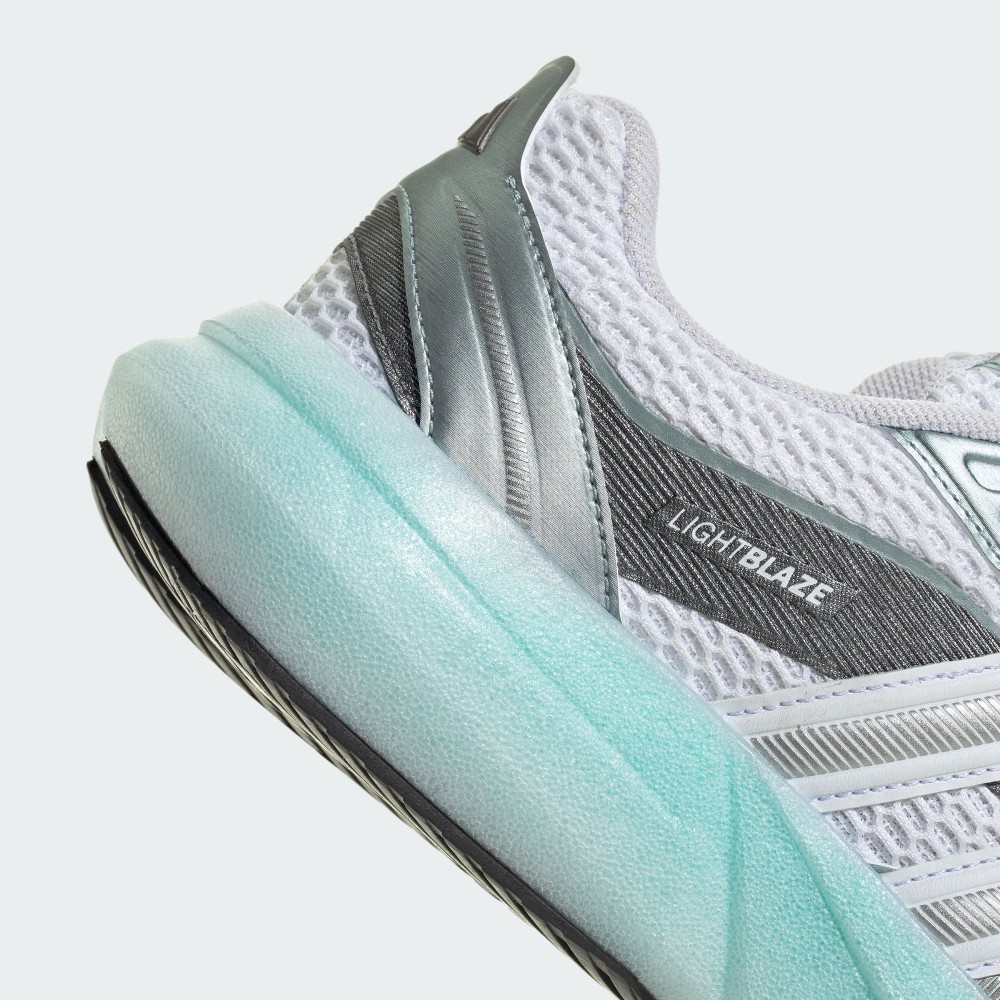 LIGHTBLAZE GLOW 運動休閒鞋