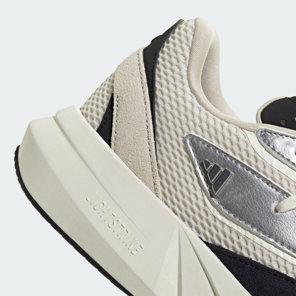 LIGHTBLAZE 運動休閒鞋