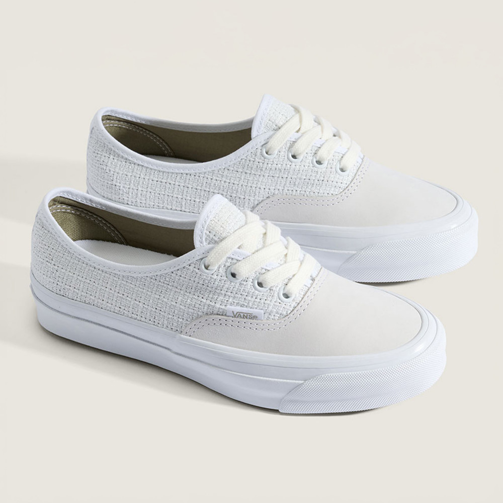 Premium LX Authentic 44 白色編織滑板鞋