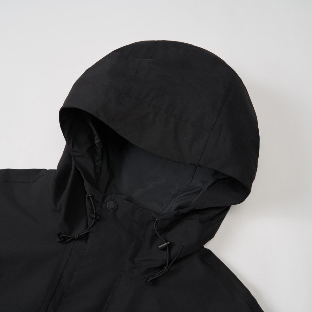 The North Face北面男款黑色DryVent防水透氣衝鋒衣｜8DXJJK3