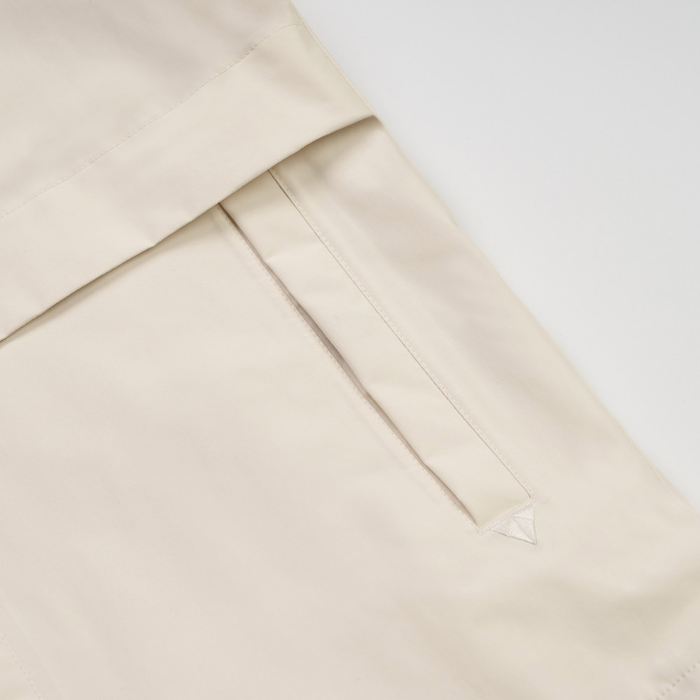 The North Face北面男款米白色DryVent防水透氣衝鋒衣｜8DXJQLI