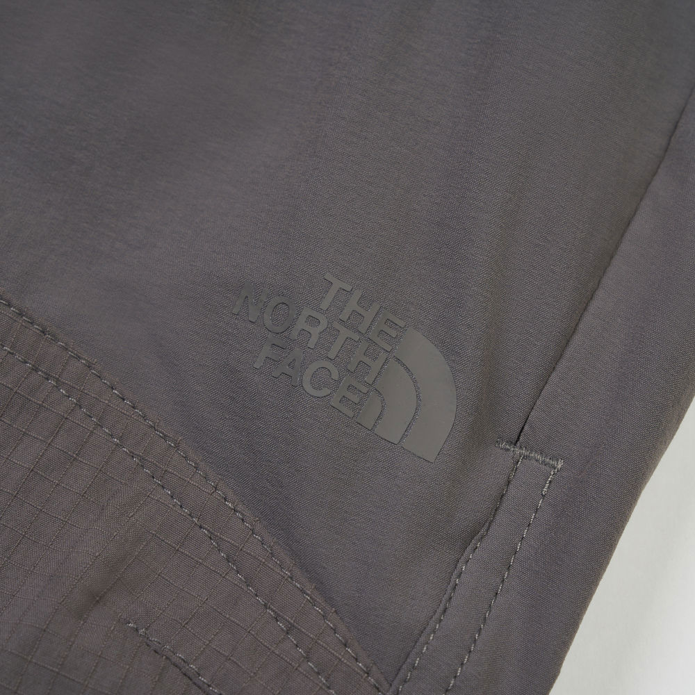 The North Face北面女款灰色DWR防潑水戶外徒步長褲｜8FJ80UZ