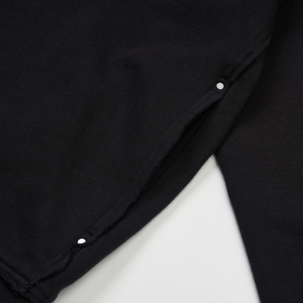 UE男款黑色長袖帽T｜8BTJJK3