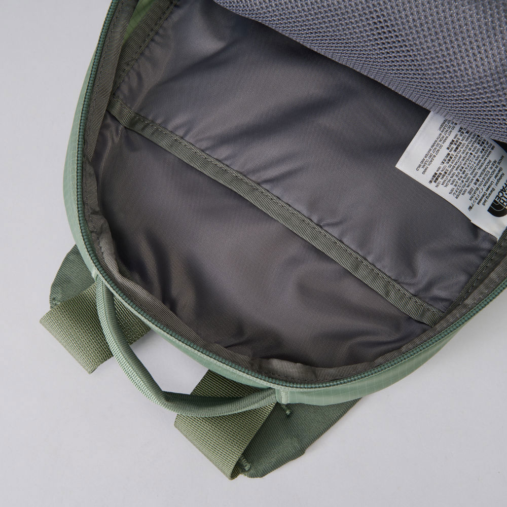 The North Face北面男女款綠色DWR防潑水休閒後背包｜52SWD5M