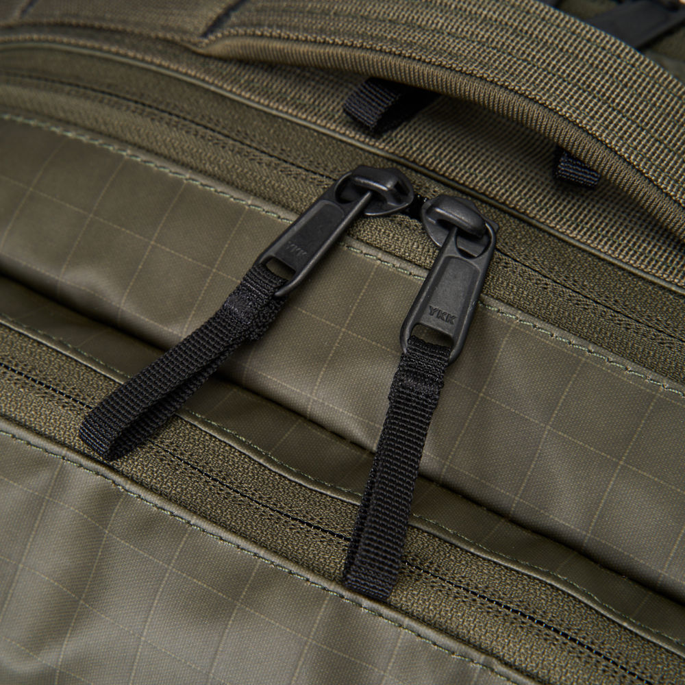 The North Face北面男女款綠色DWR防潑水休閒後背包｜81DM4WC