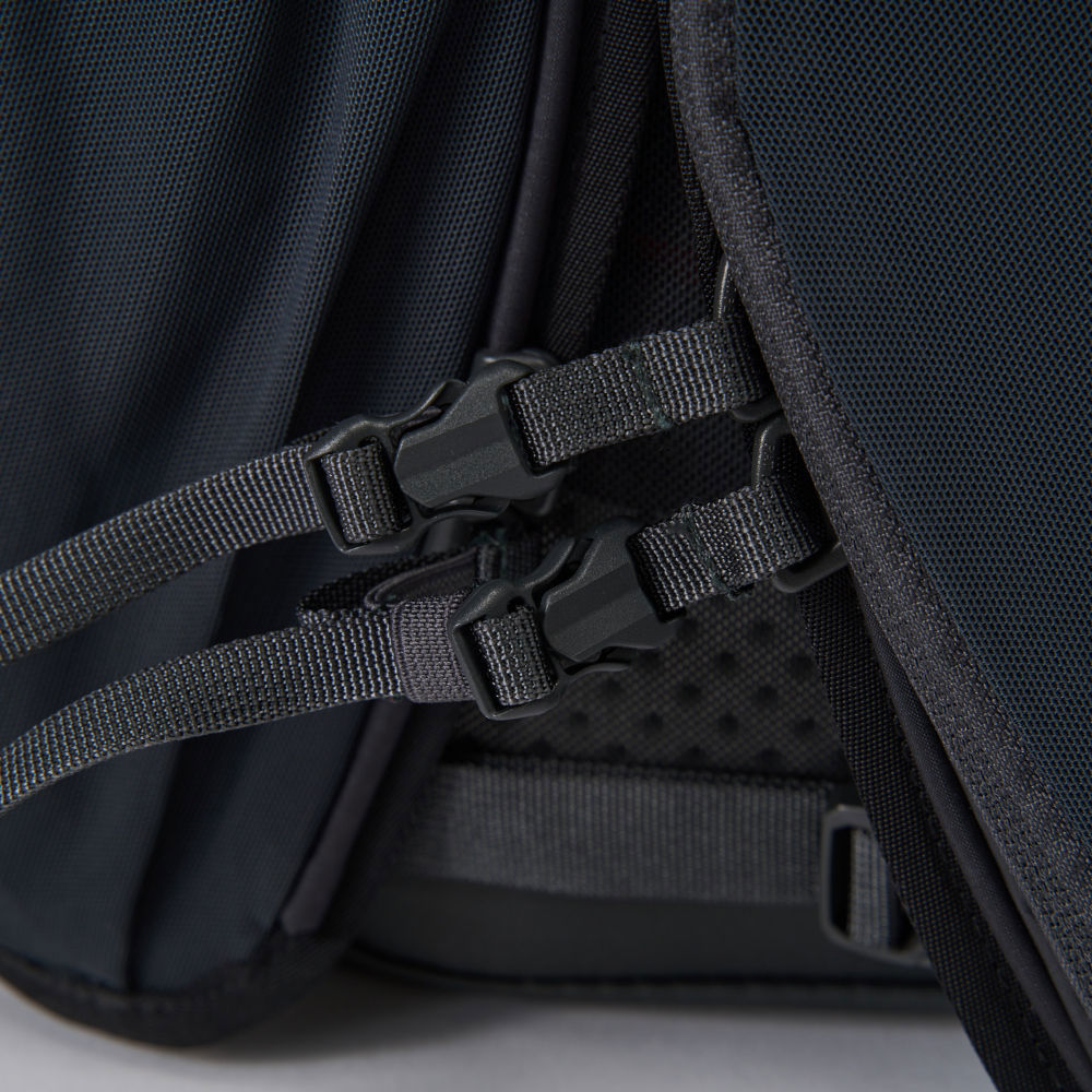 The North Face北面男女款黑色舒適背負後背包｜87C94GZ