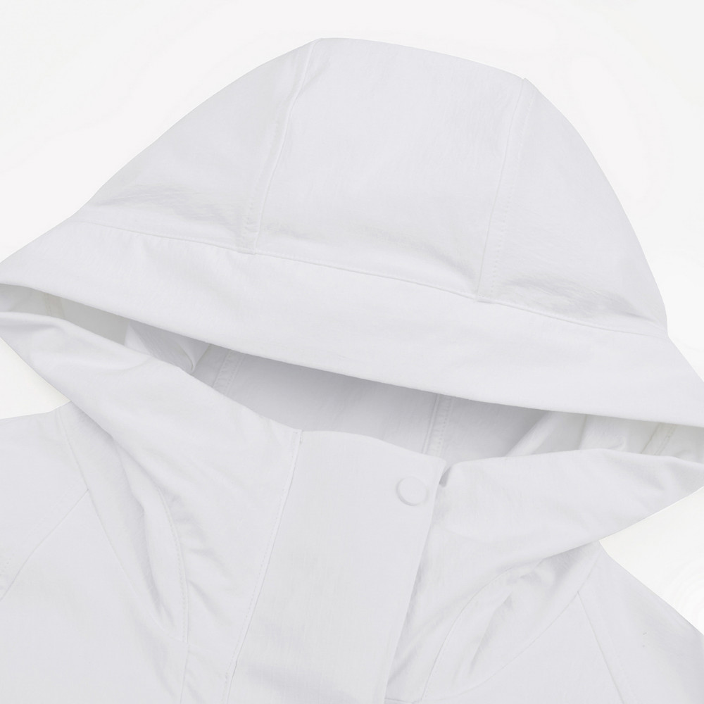UE女款白色DWR防潑水防風外套｜8E6RFN4
