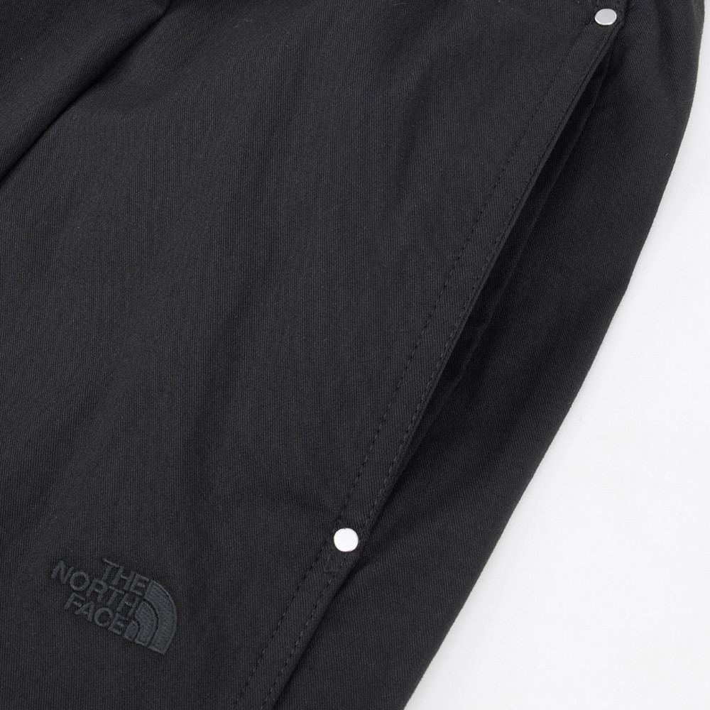 UE男款黑色DWR防潑水休閒長褲｜8E4RJK3