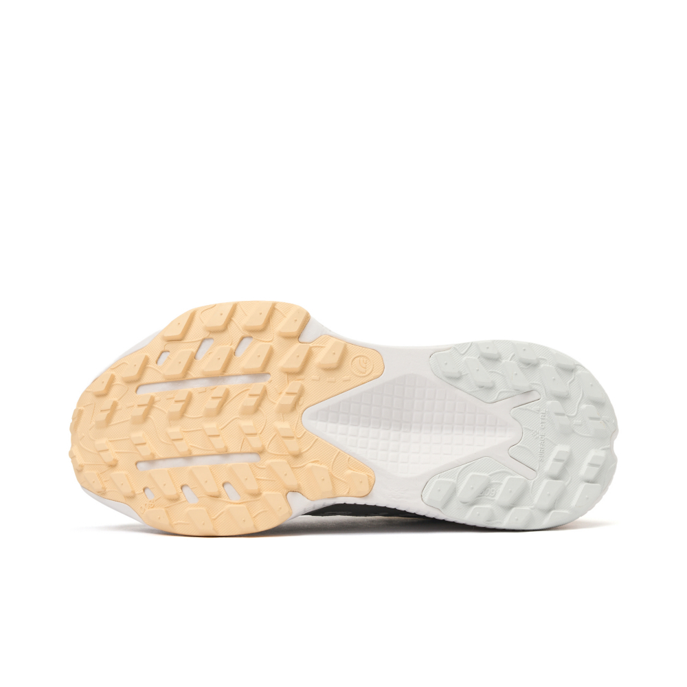 The North Face北面女款灰色抓地舒適野跑鞋｜8A9PDQP