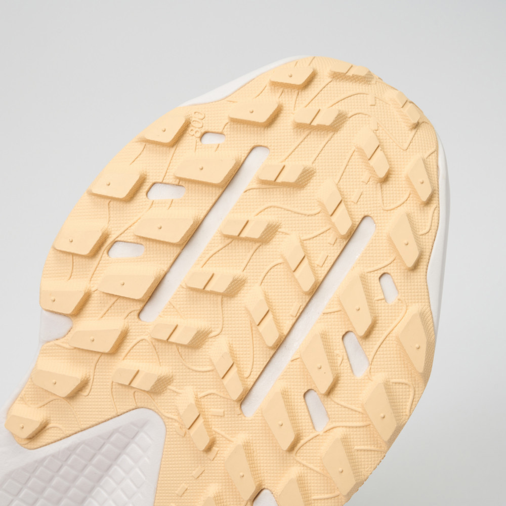 The North Face北面女款灰色抓地舒適野跑鞋｜8A9PDQP