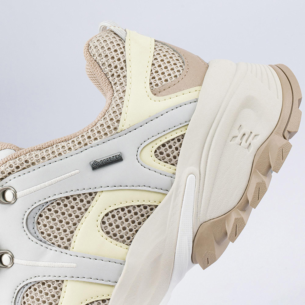 The North Face北面男女款棕色Gore-Tex防水抓地耐磨徒步鞋｜8ADUEZO