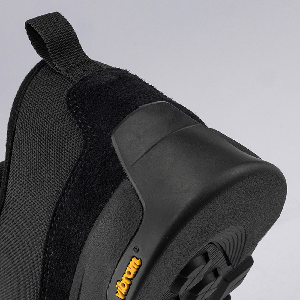 The North Face北面男女款黑色舒適透氣耐磨抓地運動鞋｜8AD9KX7