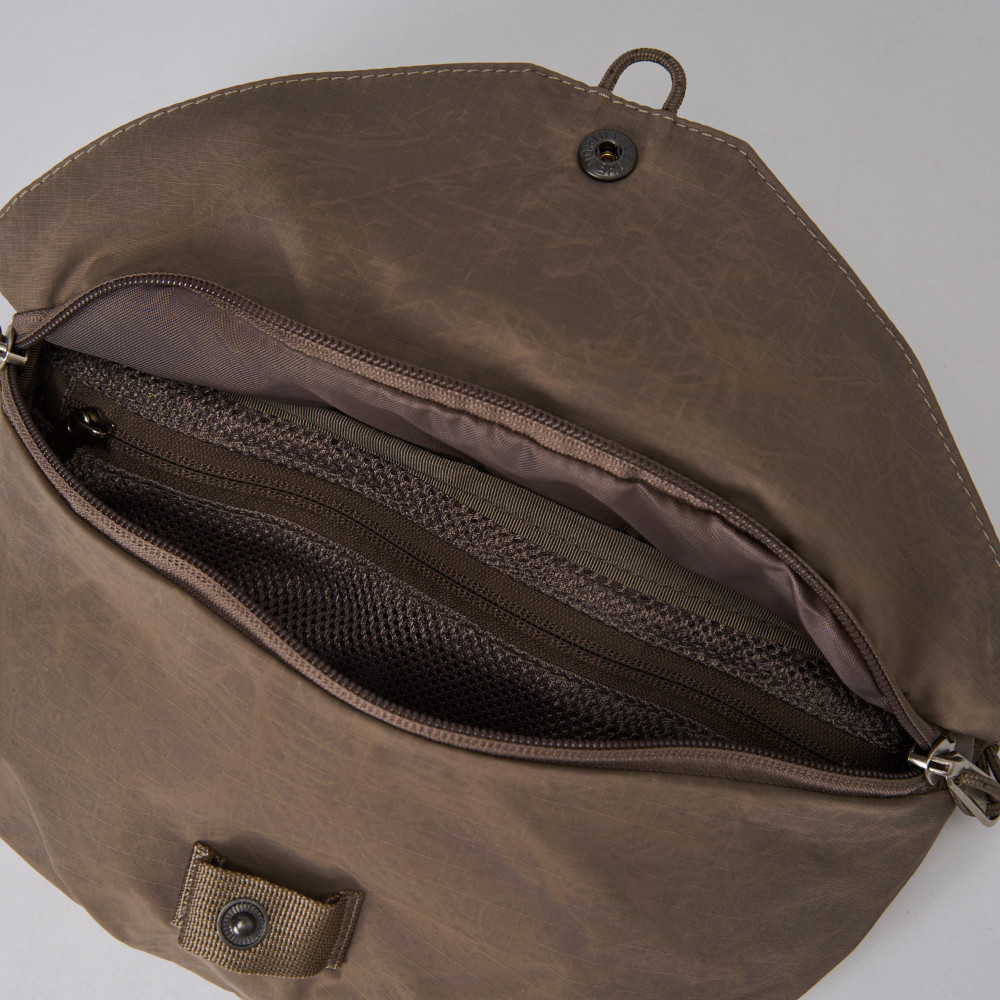 The North Face北面男女款棕色舒適背負休閒腰包｜8EEUDHI