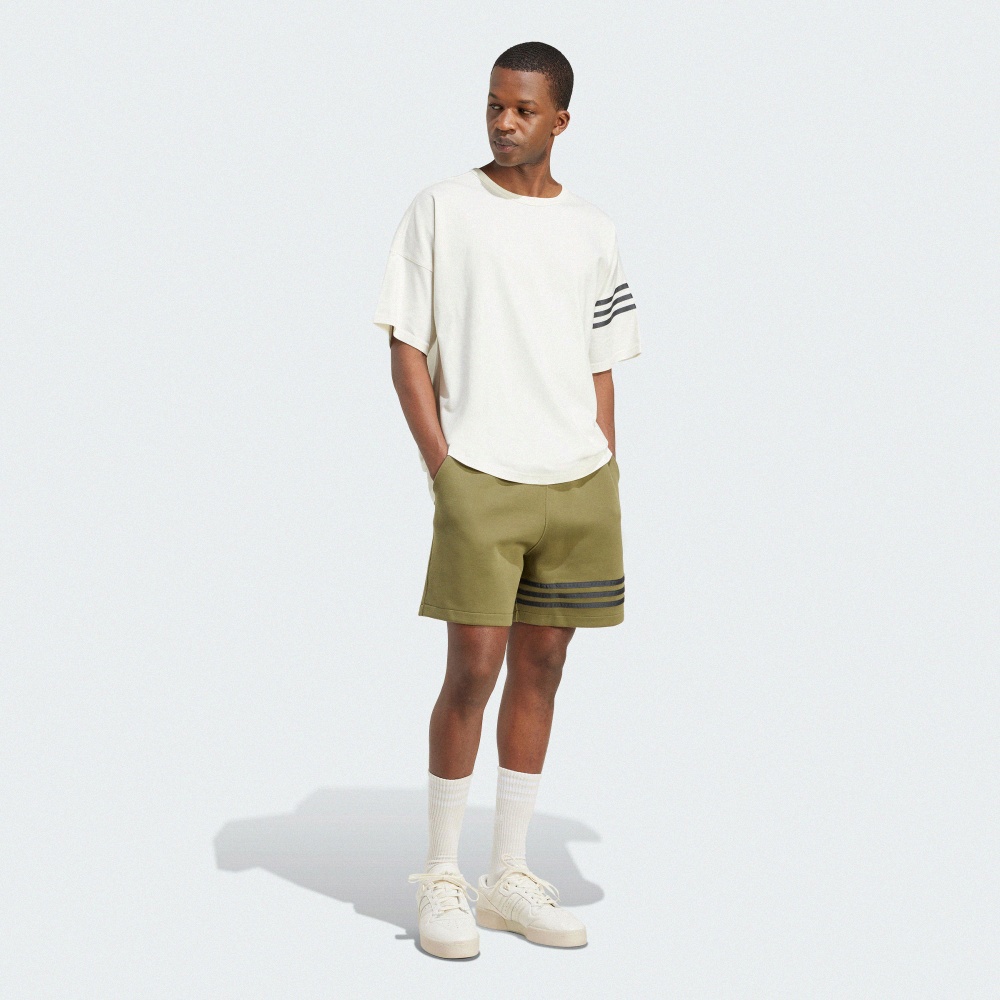 NEUCLASSICS 運動短褲