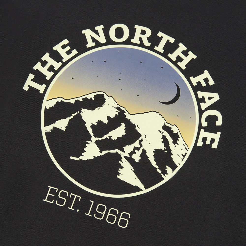 The North Face北面男款黑色舒適大尺寸印花長袖大學T｜8F0KJK3