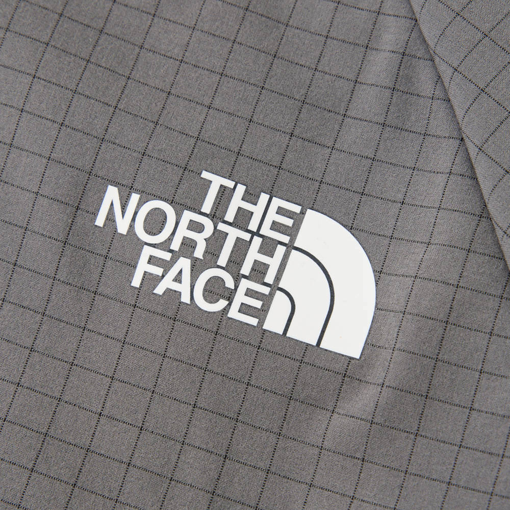 The North Face北面女款黑色舒適保暖抓絨外套｜8FJXAFI