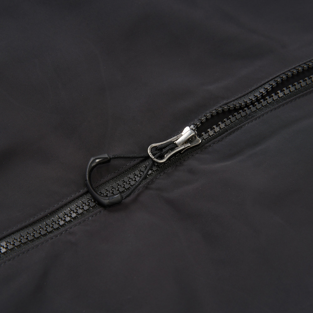 The North Face北面男女款黑色DWR防潑水鋪棉外套｜8F3RJK3