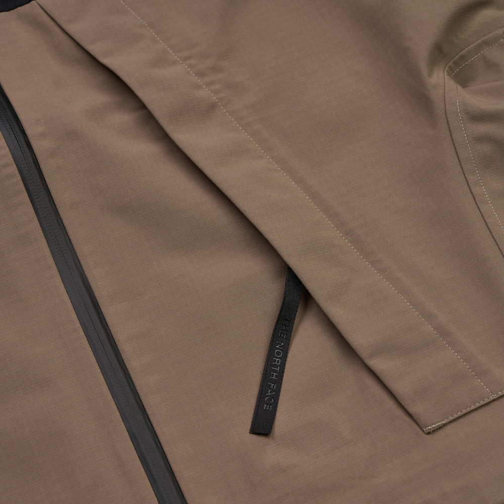 UE女款棕色DRYVENT防水衝鋒衣｜8CHXEB0