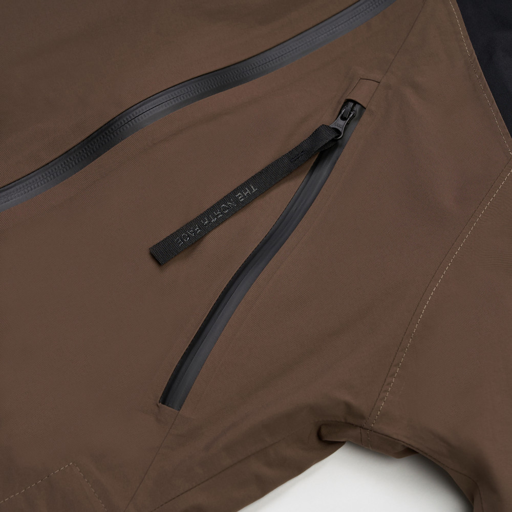 UE女款棕色DRYVENT防水衝鋒衣｜8E784XO