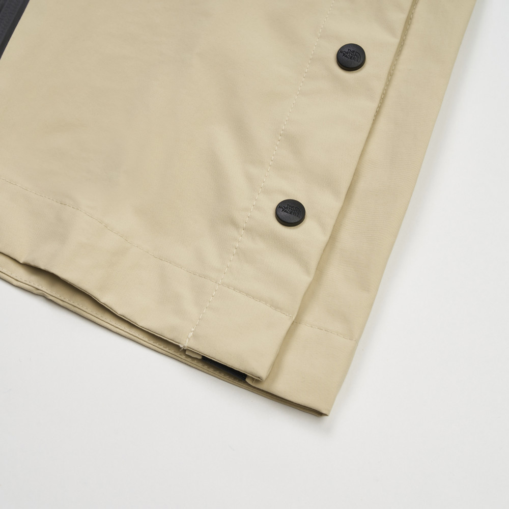 UE女款米白色DRYVENT防水衝鋒衣｜8E78TIU