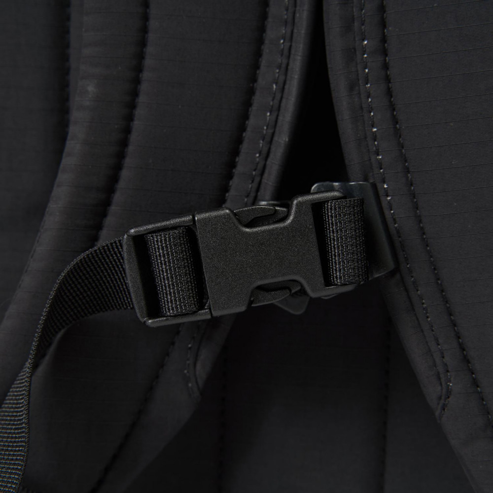 The North Face北面男女款黑色大容量休閒後背包｜8EERJK3