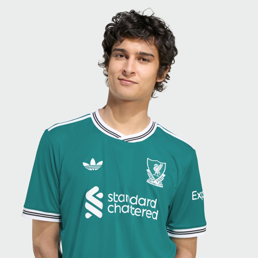 LIVERPOOL FC 25/26 第二客場球衣