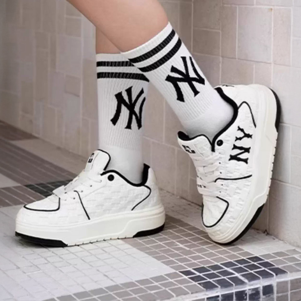 MLB Monogram老爹鞋 學長鞋 Chunky Liner系列 紐約洋基隊 (3ASXE035N-50CRL)