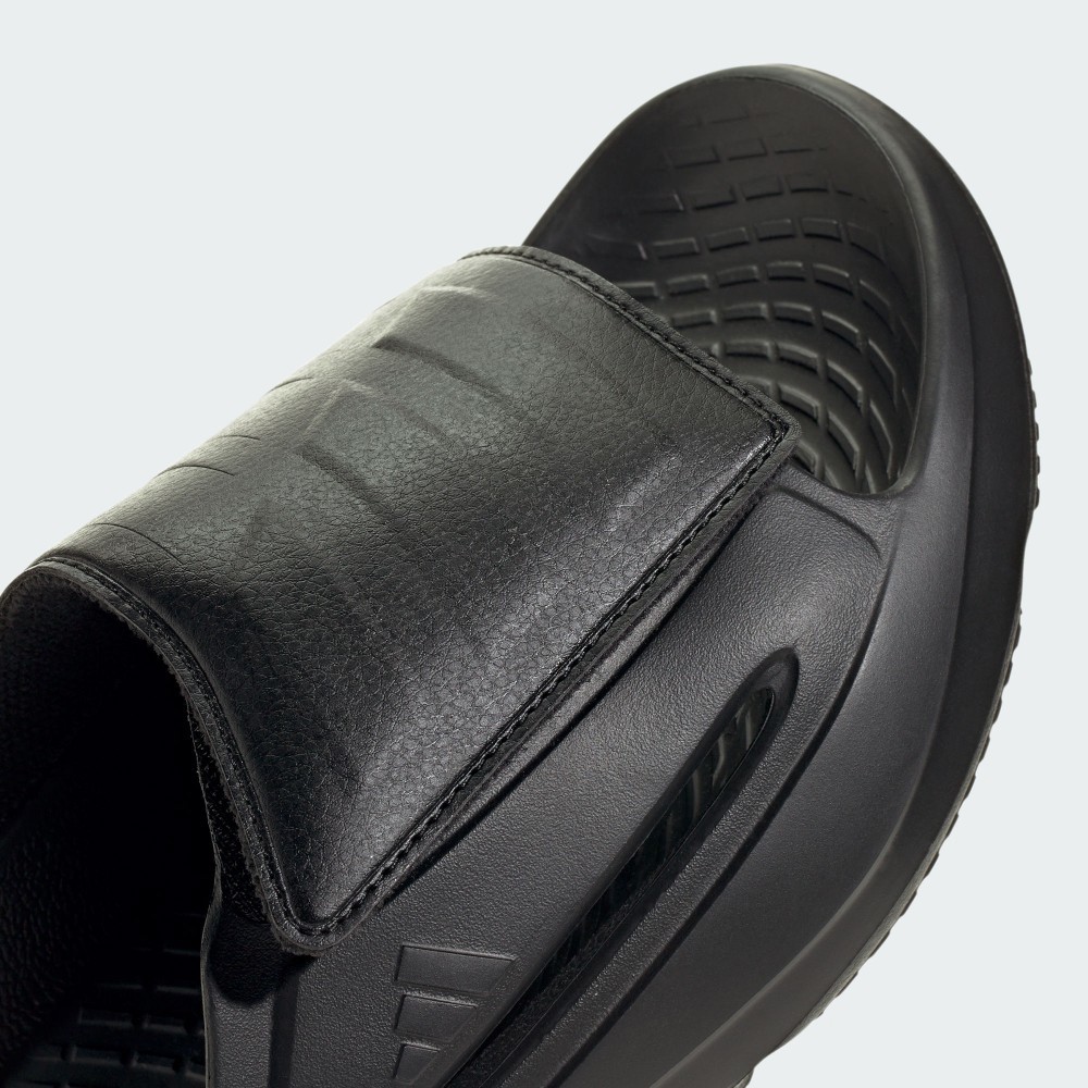 LIGHTBLAZE 運動拖鞋