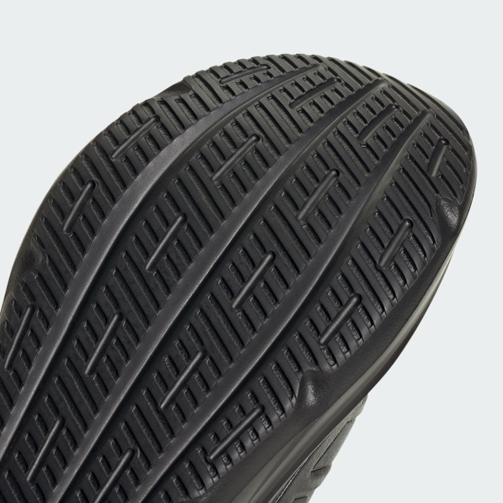 LIGHTBLAZE 運動拖鞋