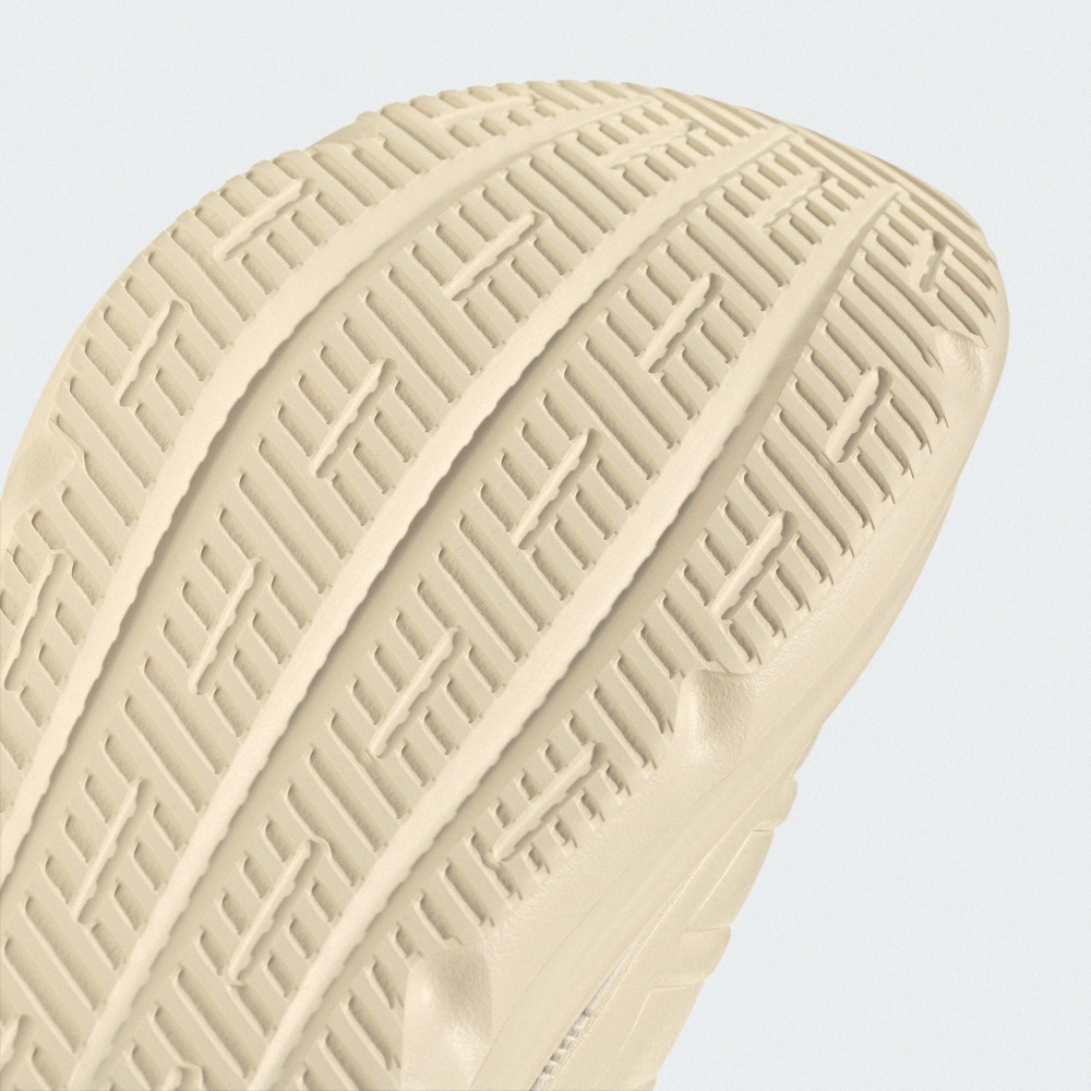 LIGHTBLAZE 運動拖鞋