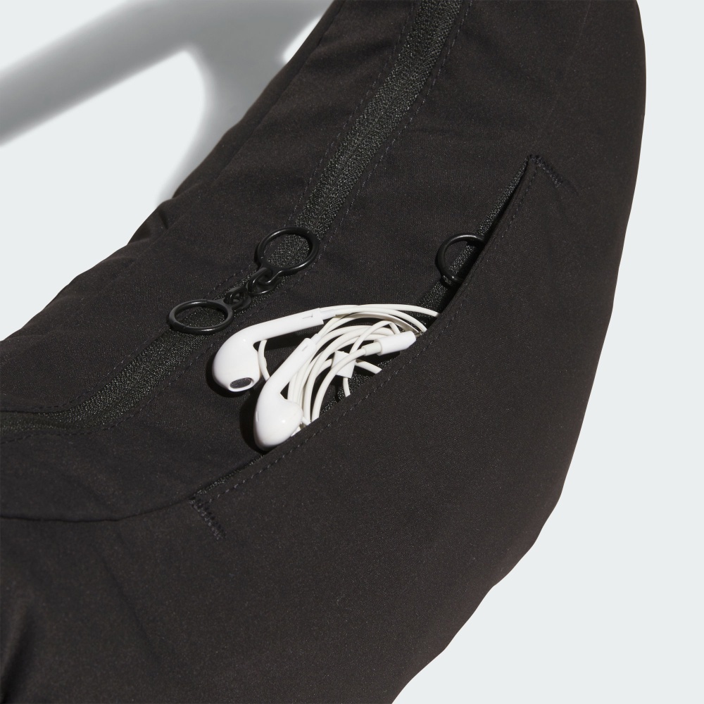 MUST HAVES 肩背包