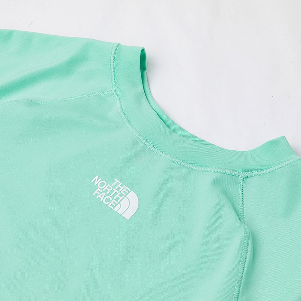 The North Face北面兒童綠色FLASHDRY速乾長袖上衣｜8AN76EI