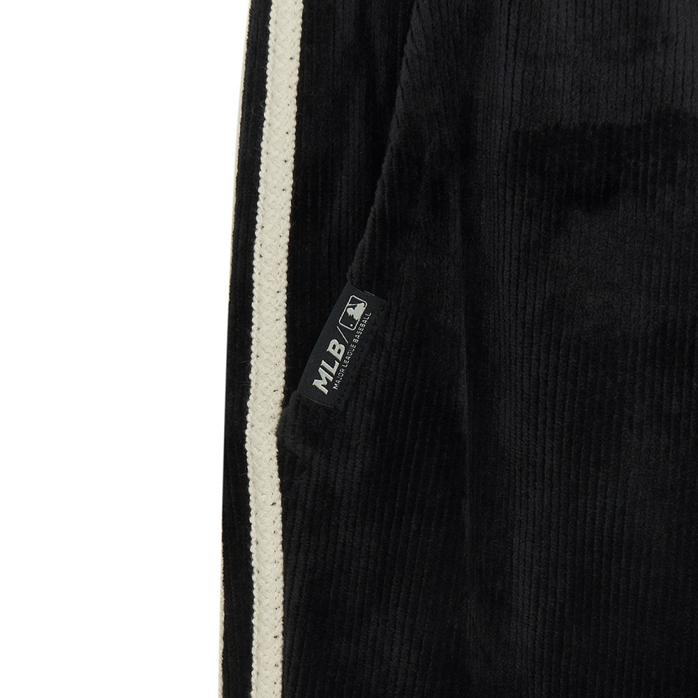 MLB 女版小Logo天鵝絨喇叭褲  紐約洋基隊 (3FPTB1356-50BKS)