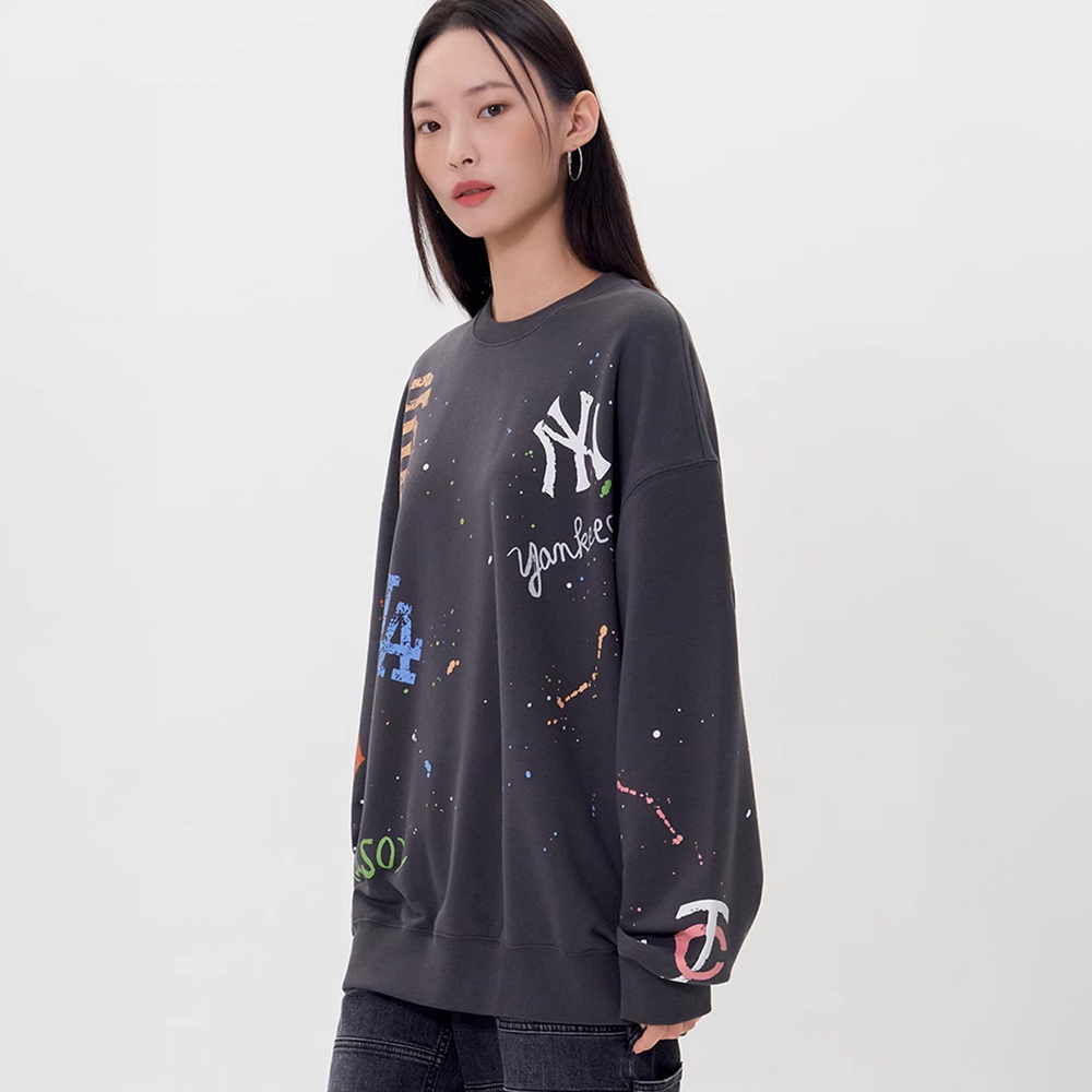 MLB Korea MLB 塗鴉球隊Logo 長袖大學T (3AMTG0154-00CGS)－运动品牌专卖