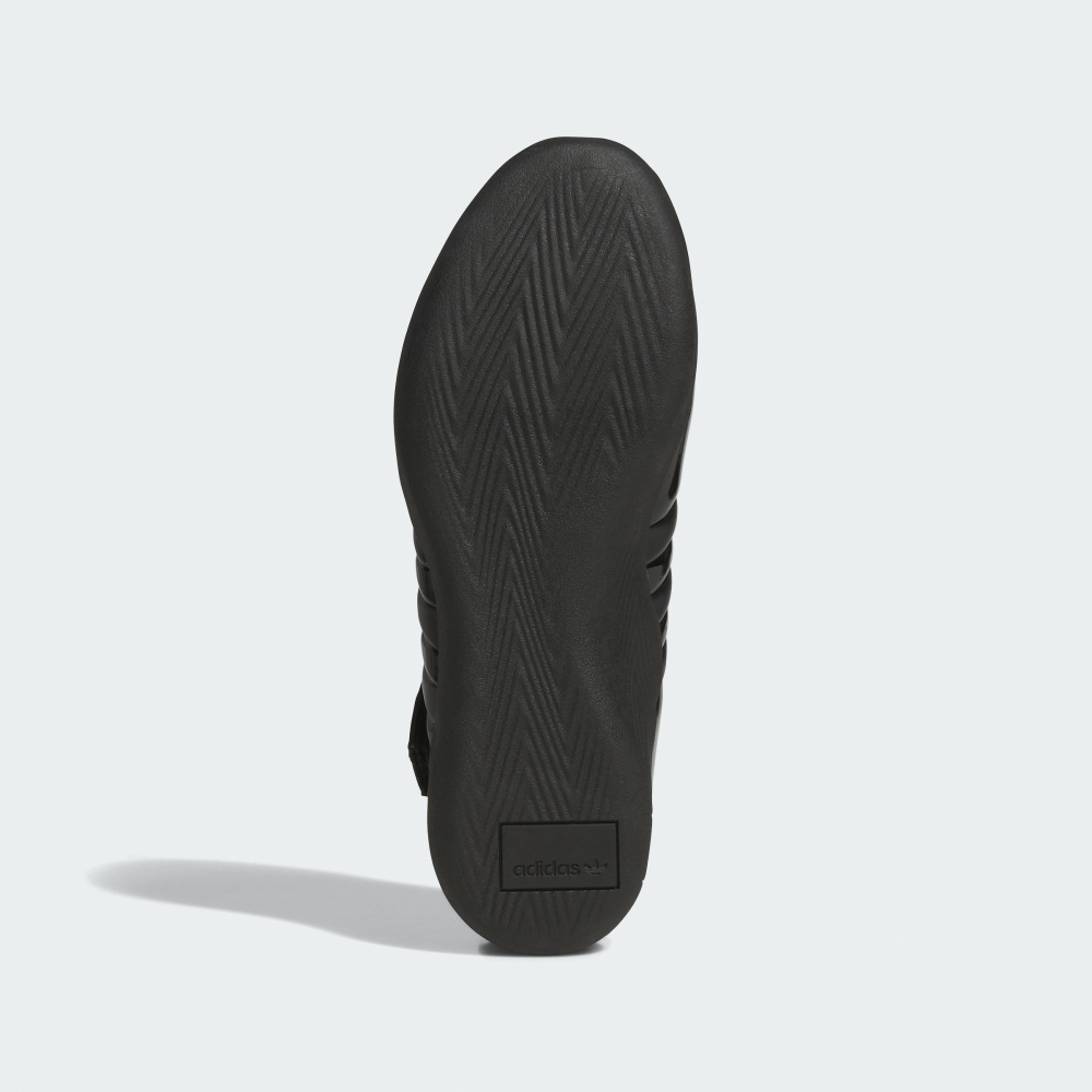 CAROLINE HU X EDISON CHEN TAEKWONDO 休閒鞋