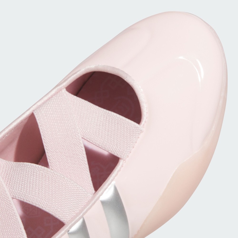 CAROLINE HU X EDISON CHEN TAEKWONDO 休閒鞋