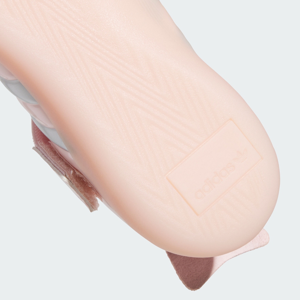 CAROLINE HU X EDISON CHEN TAEKWONDO 休閒鞋