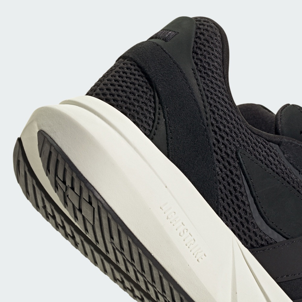 LIGHTBLAZE 運動休閒鞋