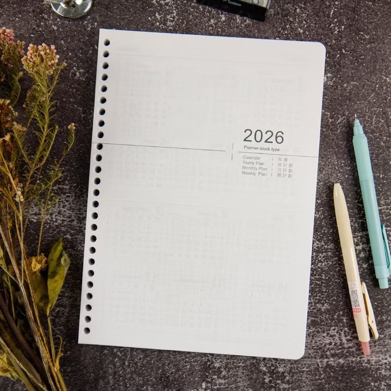 綠的事務conifer 2026年 16K直式週誌內頁(26孔)