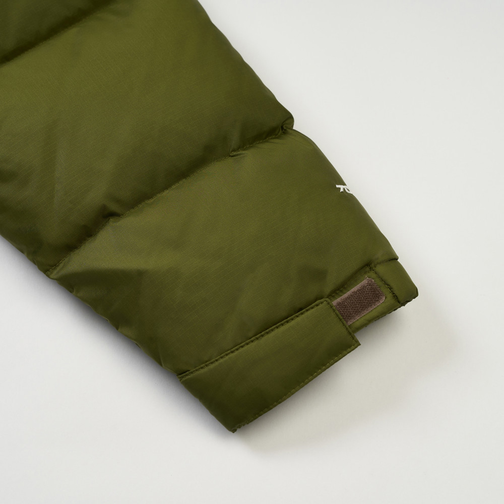 經典1996男款綠色DWR防潑水羽絨外套｜3C8DE59