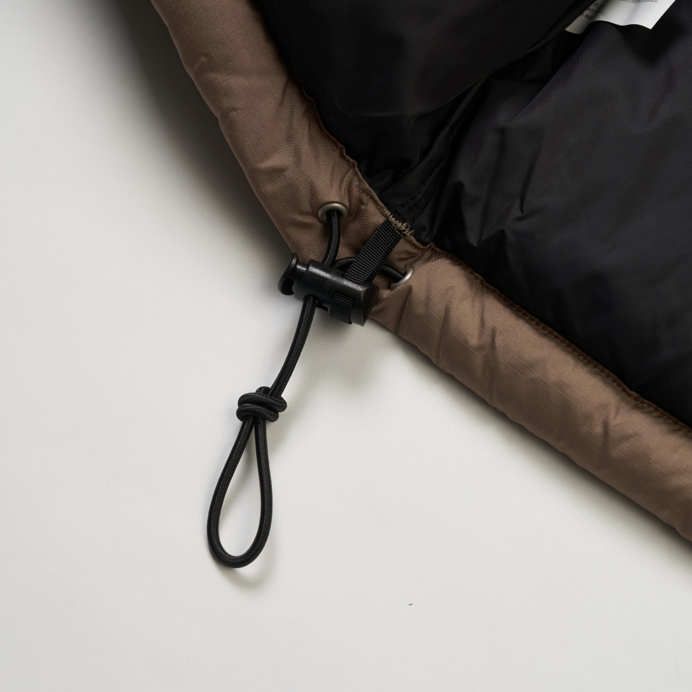 經典1996男款棕色DWR防潑水羽絨外套｜3C8DDHL