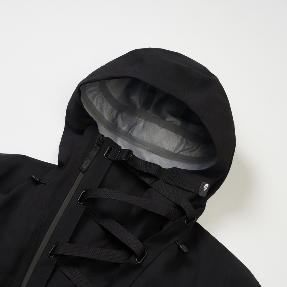 UE男款黑色DRYVENT防水衝鋒衣｜8E5YJK3