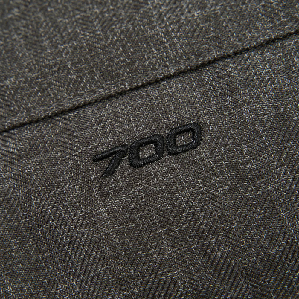 UE男女款灰色DWR防潑水羽絨背心｜8E6KRHI