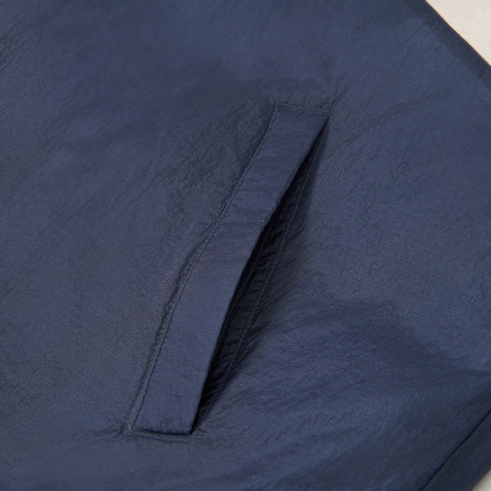 UE男女款灰藍拼接DWR防潑水羽絨外套｜8E6JEIV